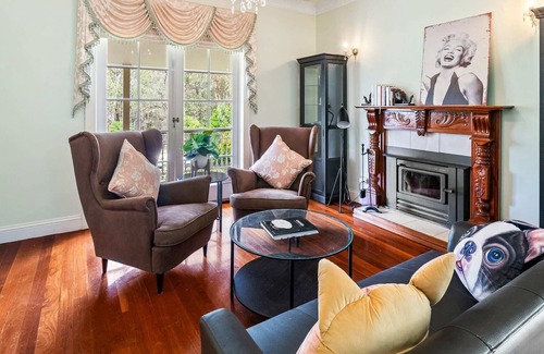 Heritage Park House | Casa Foresta Victorian Style Charming 4BR Home