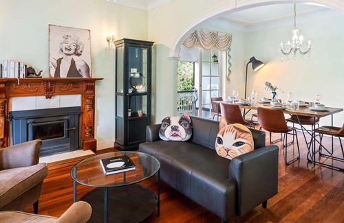 Heritage Park House | Casa Foresta Victorian Style Charming 4BR Home