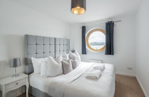 Dundee Apartment | Casa Fresa - City Quay Apartment