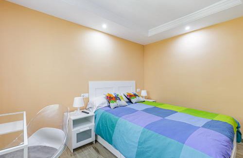 Carihuela Apartment | Casa Frida - Vistas al Mar desde tu terraza privada
