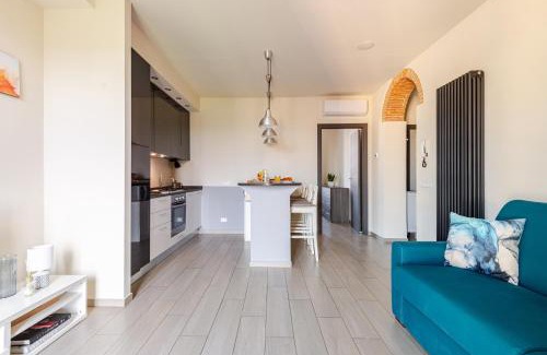 Lucca Historical Center Apartment | Casa fronte stazione, 300mt dal Centro, Free Parking