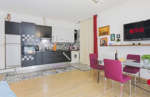 Castelletto Apartment | Casa Genova Centro Grande Giardino Acquario a due Passi Centro e Stazione al vol