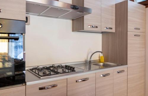 Costa Volpino Apartment | Casa Girasole, Costa Volpino Ospitar