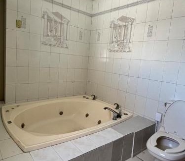 San Luis Potosi House | Casa grande céntrica con alberca