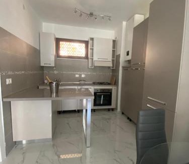 Vallecrosia Apartment | Casa grigio perla