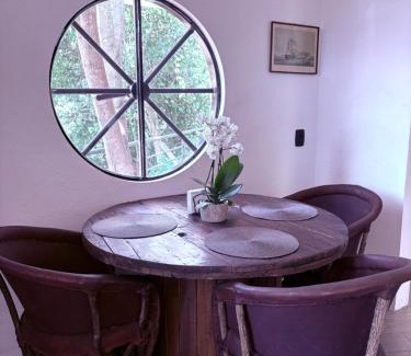 El Santuario House | Casa Guaria Morada