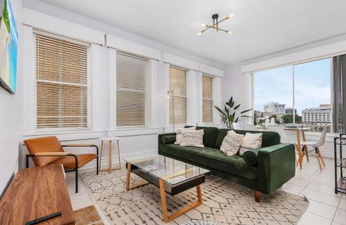 Downtown Historic District Apartment | Casa Historia Sleek 2B apt UNIQUE spot downtown