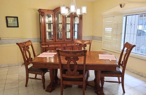 Juarez Municipality House | Casa Huesped San Marcos