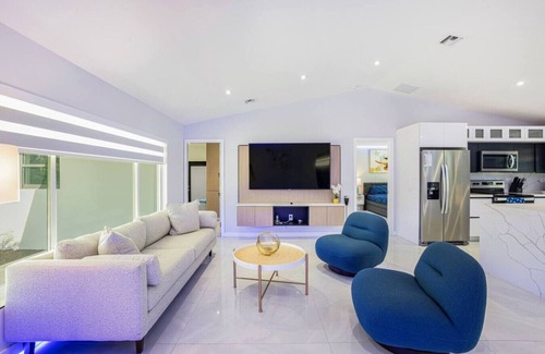 Lauderdale Isles House | Casa Iguana/LuxWaterfront Oasis/3bedroom/2bath