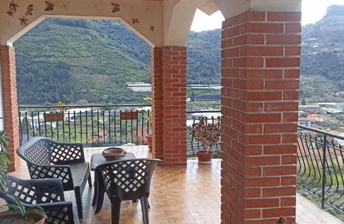 Camporosso Apartment | Casa IL GLICINE