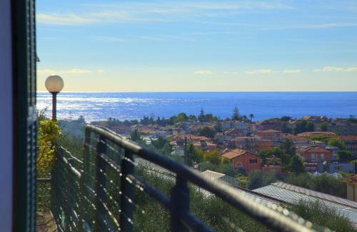 Diano Castello Apartment | Casa Ilaria