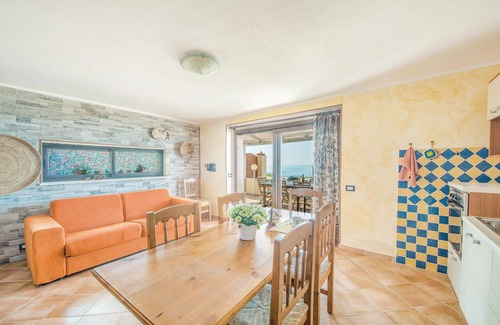 Lu Bagnu Apartment | Casa in Riva al Mare 2