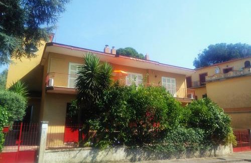 Pollena Trocchia Apartment | Casa in villa nel Parco del Vesuvio