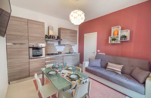 San Benedetto del Tronto House | Casa Chiara in centro con corte privata