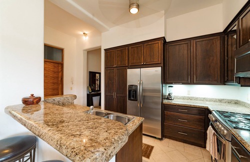 P Chahue Condo | Casa Kiskadee - HUATULCO HAVEN - 3 BEDROOM STEPS FROM PLAYA CHAHUE AND CHEDRAUI