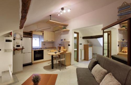 Voltri Apartment | Casa l'Alchimia by Holiday World