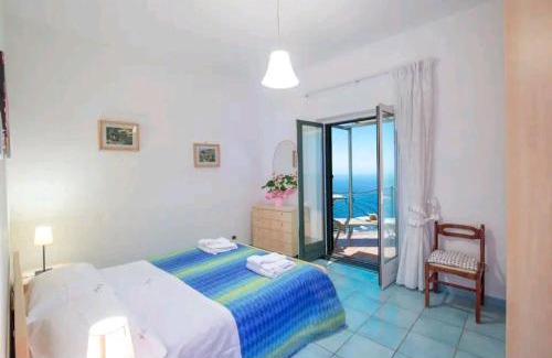 Furore House | Casa L'incanto in Amalfi Coast con terrazza vista mare
