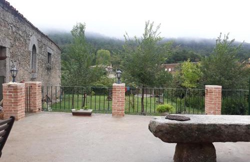 Arenas de San Pedro House | Casa La Almazara