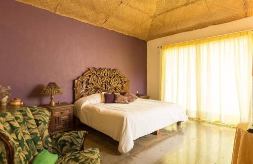 Marina Vallarta Bed & Breakfast | Casa La Columna