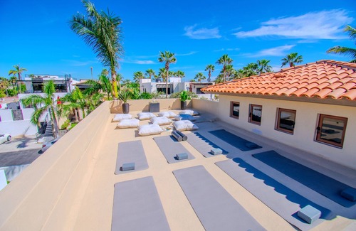 Pedregal House | Casa La Roca Private Beach Resort