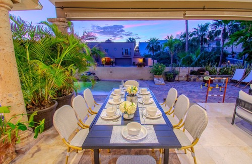 Pedregal House | Casa La Roca Private Beach Resort