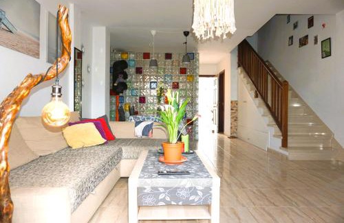 Arenas del Mar House | Casa la Sonrisa shared house