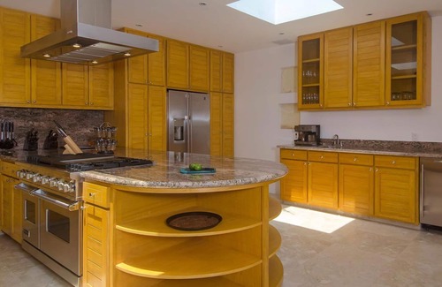 South Shore Hotel Area Villa | Casa La Vista - 25,000 Square Feet Oceanfront Excellence!