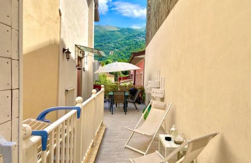 Camaiore Apartment | Casa La Wanda - Camaiore Toscana - 2 Br & Terrace