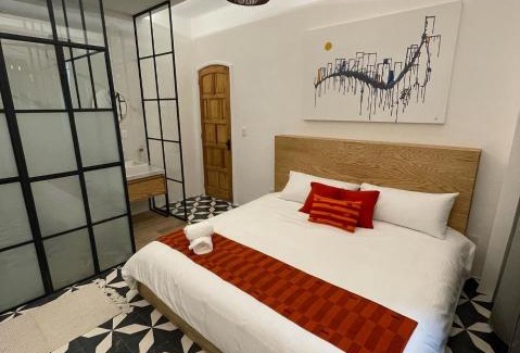 La Condesa House | CASA LALIQUE