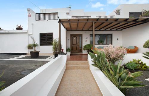 Tinajo House | Casa Lancelot