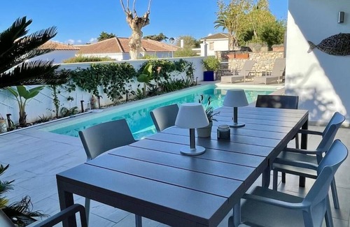 Conil de la Frontera House | Casa Larimar - Very charming holiday home with pool, close to the beach