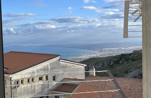 Monte Sant'Angelo Apartment | Casa Larghetto - Affitti Brevi Italia