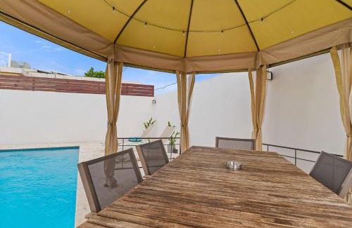 Quebrada Fajardo Villa | Casa Larimar with pool and solar system near beach