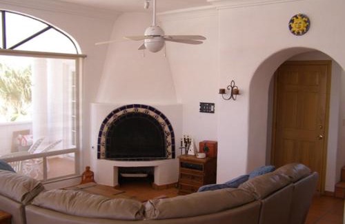 Las Conchas House | Casa Las Vistas del Mar by FMI Rentals