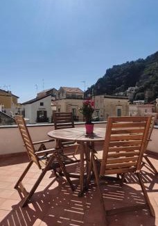 Amalfi House | "Casa laurus" house with large terrace in the center of Amalfi