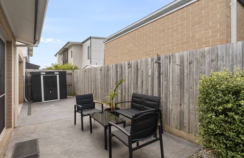 Indented Head House | Casa Laut house next to the beach