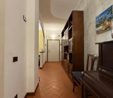 Colonnata Apartment | Casa Leo