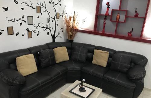 Chichen Itza - Valladolid Apartment | CASA LILI 2: Luxurious/Amplio/Hot Water/Economic/Wifi/TV