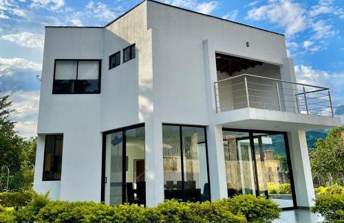 Sopetran House | Casa Lili