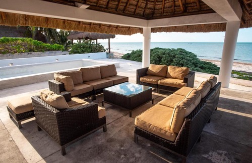 Chicxulub Puerto Villa | Casa Linda, Paraíso de 4 recámaras en la Playa