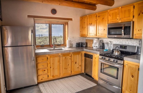 Taos House | Casa Lobo - Wild Relaxation - Private Hot Tub