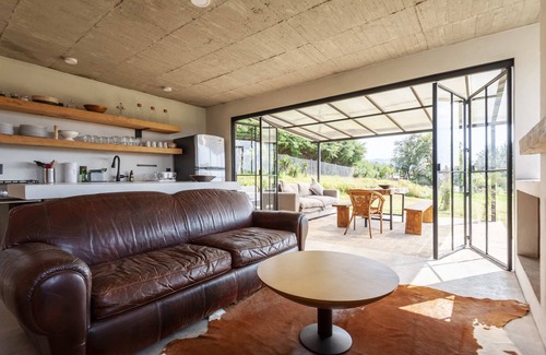 Valle de Bravo House | Casa Lomita - Relax with Stunning Forest Views Casa Lomita - Relá