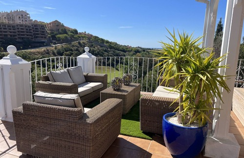 Marbella Villa | Casa Lorna, Elviria, Marbella: 3-4 Bedroom Villa, sleeps 6-8, Pool, Sea Views
