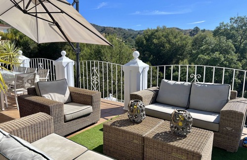 Marbella Villa | Casa Lorna, Elviria, Marbella: 3-4 Bedroom Villa, sleeps 6-8, Pool, Sea Views