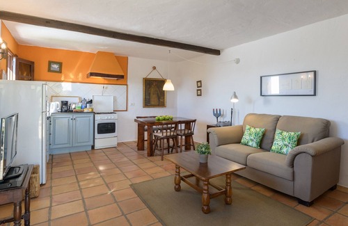 Teguise House | Casa Los Divisos, small cozy cottage in La Villa de Teguise