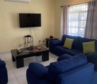 Manzanillo House | Casa los Titos