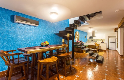 North End Hotel | Casa Lotería -Pueblito Sayulita- Colorful, Family and Relax Experience with Private Parking and Pool
