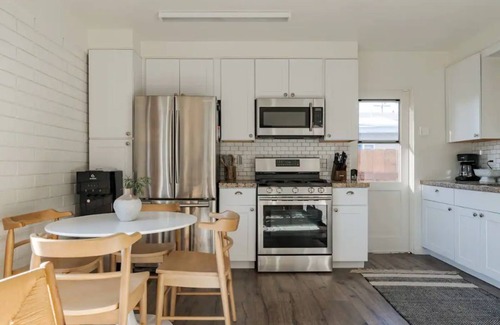 Ocean Beach House | Casa Lotus - 2 bedroom - 1 ba Ocean Beach Cottage