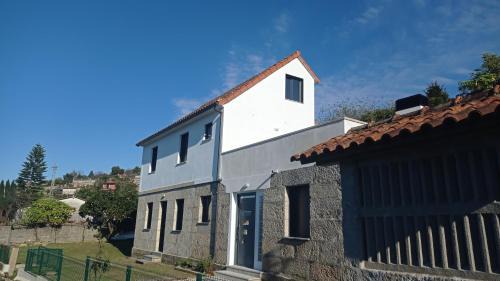 Redondela House | Casa Loural