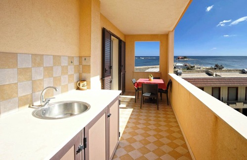 Marzamemi Apartment | CASA LUCA Apartment in the center of Marzamemi sea view with private parking